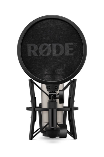 RODE NT1 5th Generation Studio Condenser Microphone in Silver