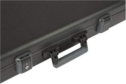 Fender Deluxe Molded Electric Bass Case in Black