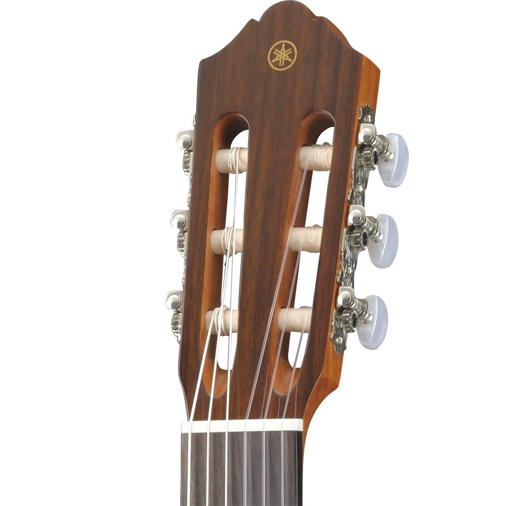 Yamaha CG142S Classical Guitar in Gloss