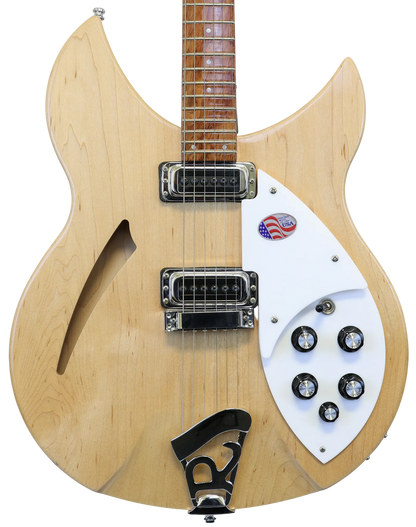 Rickenbacker Model 330 in Mapleglo - Second Hand
