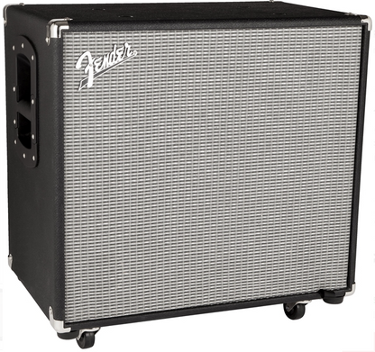 Fender Rumble 115 1x15" 300W Bass Cabinet in Black And Silver