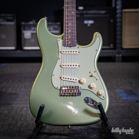 Fender Custom Shop 1959 Stratocaster Journeyman Relic Electric Guitar in Faded Aged Sage Green Metallic